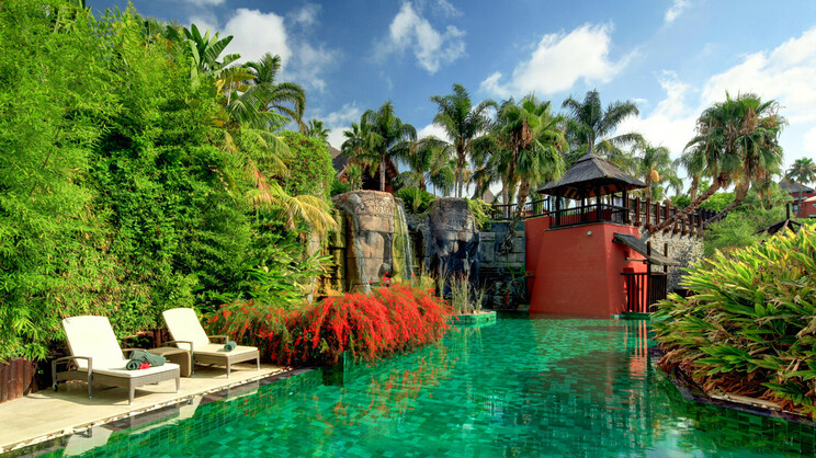 Asia Gardens Hotel and Thai Spa